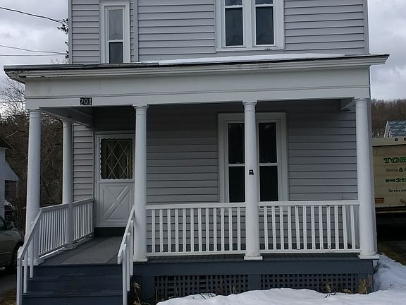 3rd image of 201 Church St