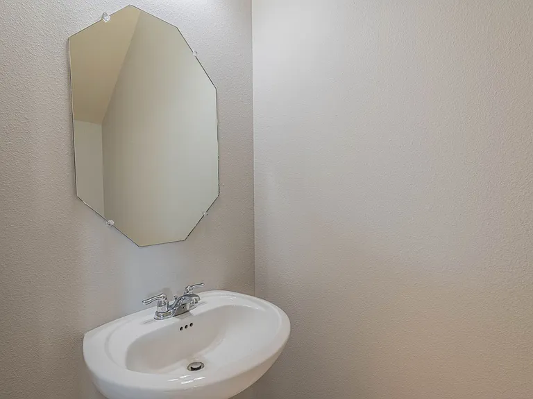 24726 Colonial Elm Dr — Photo 19