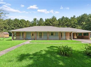 19207 Carters Ln, Hammond, LA 70403