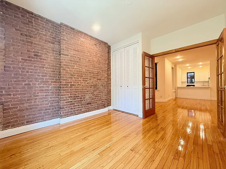 437 W 44th St #2FW — Photo 10