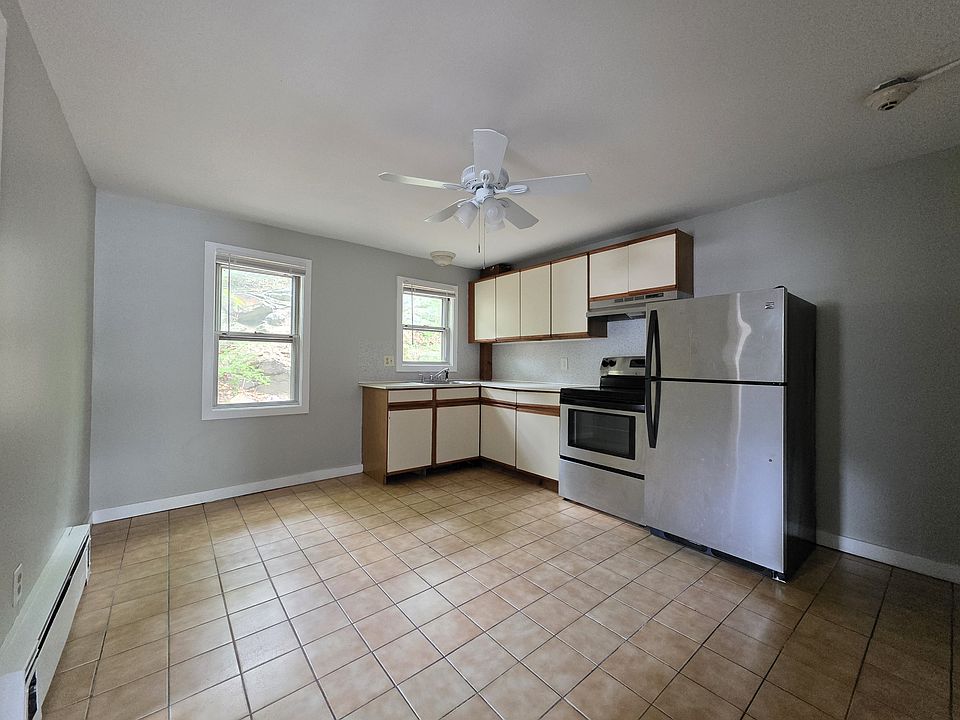 1st image of 776-778 Main St #1L
