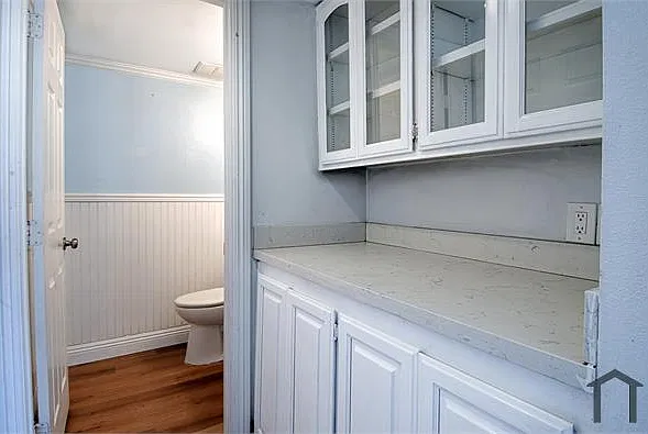 3 bed, 1333 sqft, $3,900 — Photo 1