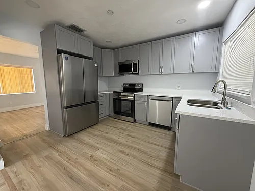 131 W Atwater Ave Photo 1