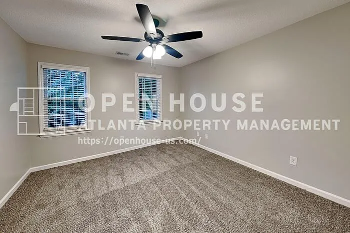4241 Glenforest Way NE — Photo 14