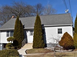 1334 Gold Star Hwy, Groton, CT 06340