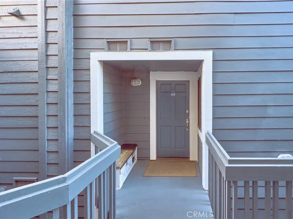 8132 Atwater Cir Unit 202, Huntington Beach, CA 92646