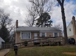 5924 Restingway Ln, North Chesterfield, VA 23234