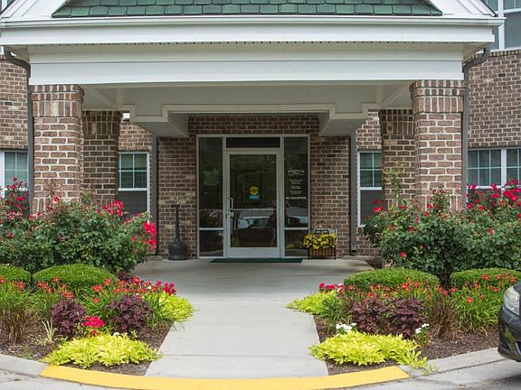 Entry of our leasing center