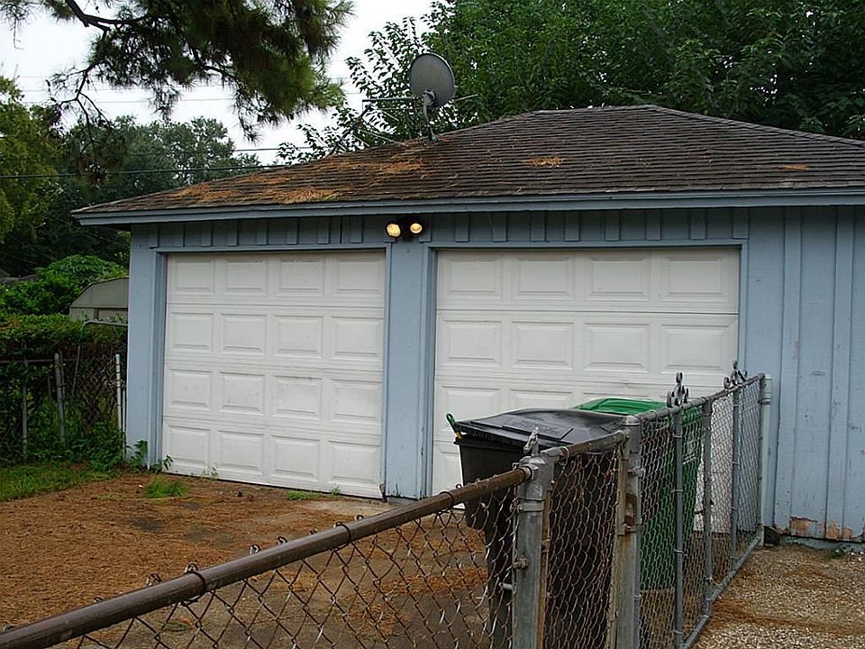 2nd image of 7219 Raton St