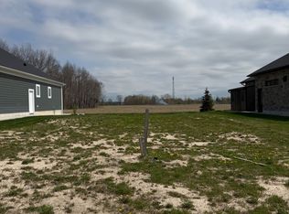 79 Deerfield Rd, Lambton Shores, ON N0M1T0
