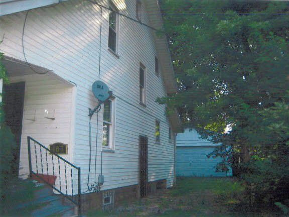 3rd image of 467 Homer Ave