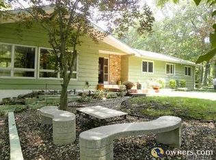 134 Pidgeon Hill Rd, Huntington Station, NY 11746