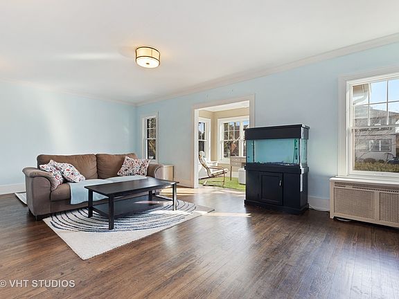 2nd image of 631 Marengo Ave