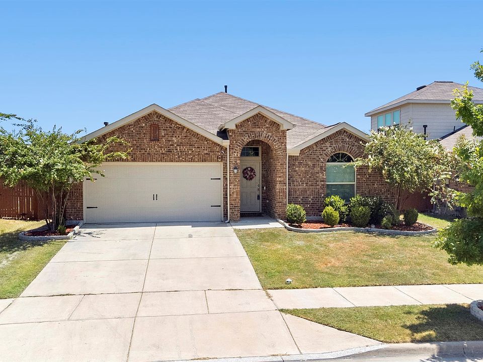 1st image of 3910 Pioneer Dr