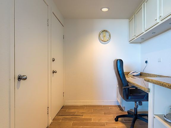 5th image of 1000 Padre Blvd Unit 321