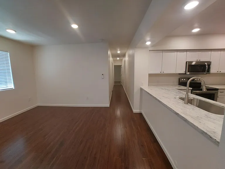 1200 Q St #5 — Photo 8