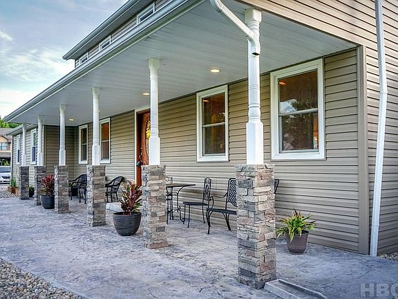 4th image of 2928 Saddlebrook Dr