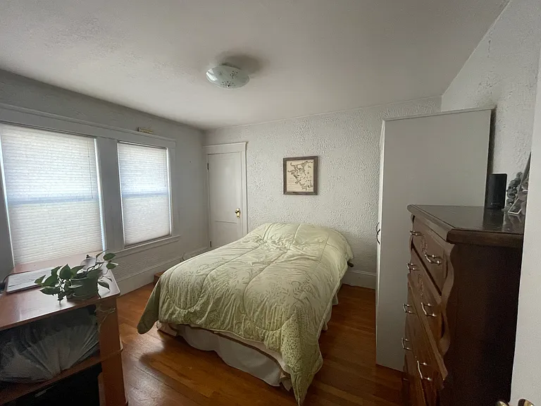 Bedroom 2 (white wardrobe on right included)