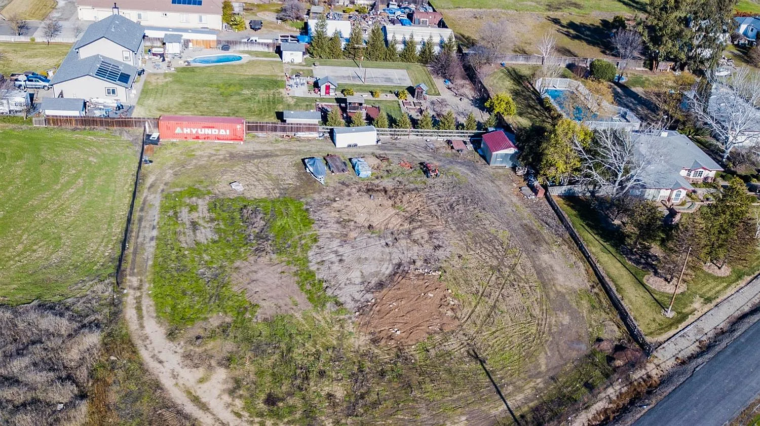 2974 Davis Rd photo 1