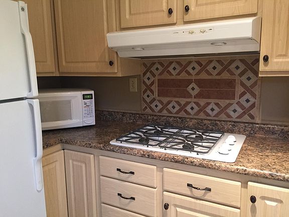 Updated kitchen with gas stove top
