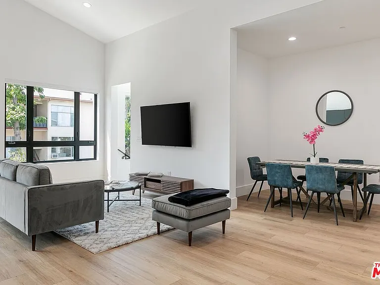 1236 N Spaulding Ave #2 — Photo 6