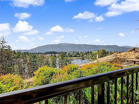 3rd image of 4830 Cedar Ridge Pl #103