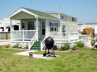 102 Islander Dr #A117, Emerald Isle, NC 28594