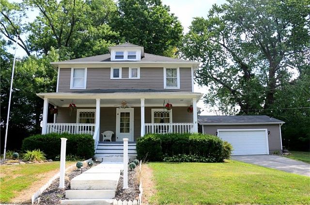 1st image of 115 Ferris Ave