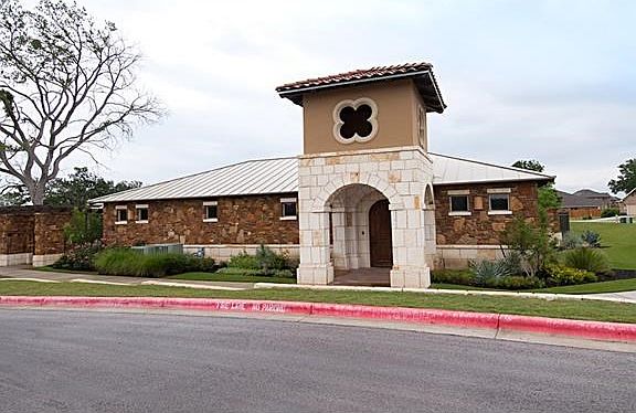 Paloma Lake Amenities