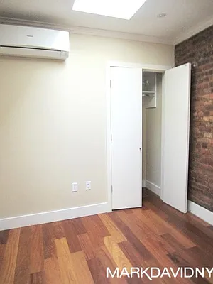 Rented by Mark David | media 58