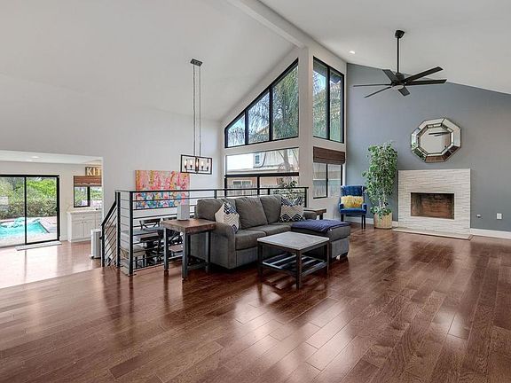 3rd image of 5967 Bernadette Ln
