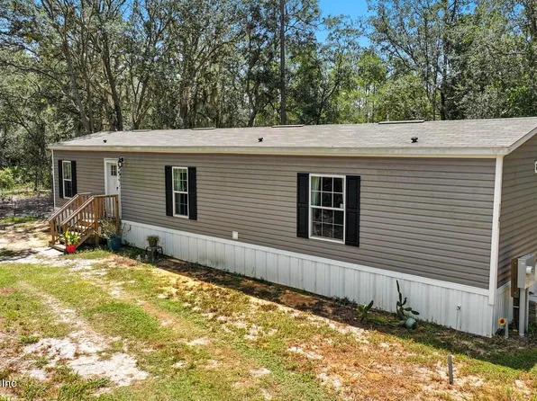 1141 DONOVAN Avenue, Interlachen, FL 32148