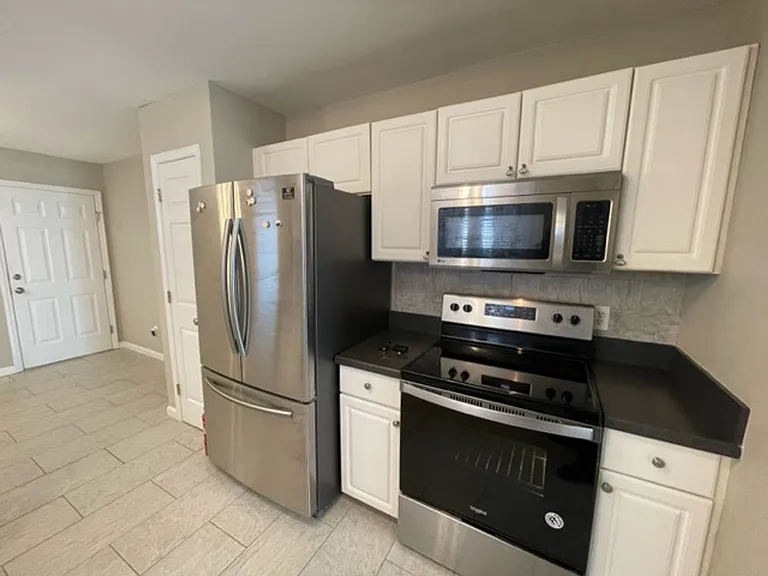 2508 Deanwood Dr — Photo 10