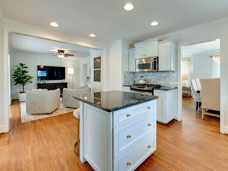3221 Sunset Dr — Photo 21