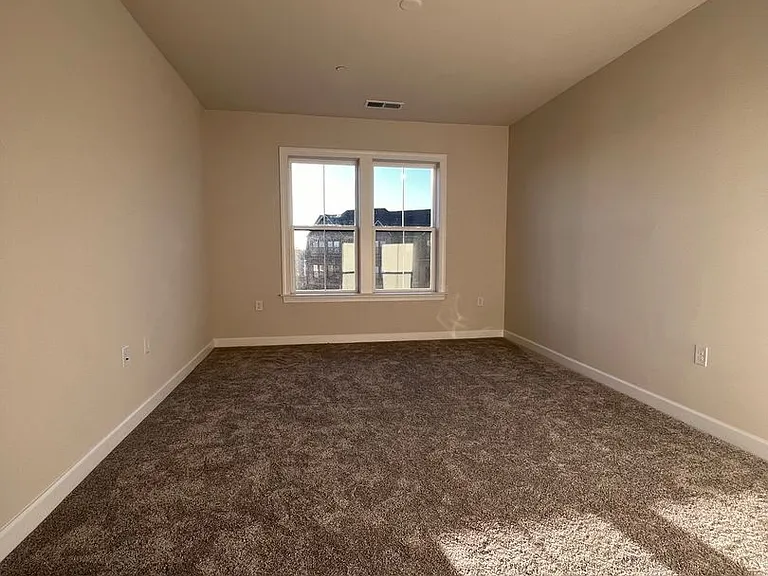 3927 Fair Ridge Dr #506 — Photo 34