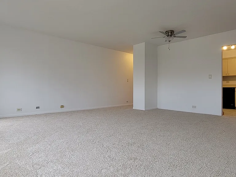 5000 Town Ctr #1-607 — Photo 9
