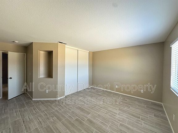 5th image of 15580 Avenida Ramada