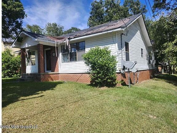3rd image of 109 Gayosa Ave