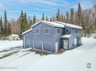 14735 Maxwell Pl, Anchorage, AK 99516