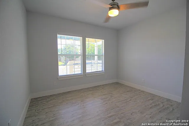 2 bed, 2.0 bath, 740 sqft, $1,250 — Photo 4