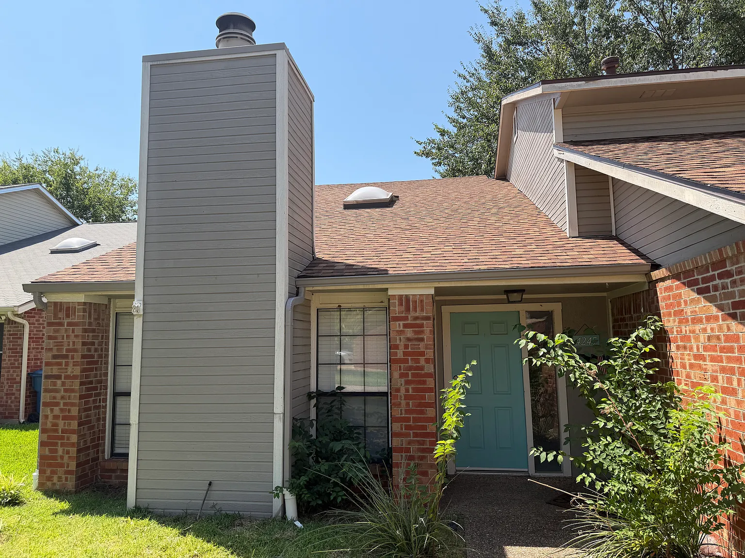 2 bed, 1950 sqft, $2,000 — Photo 4