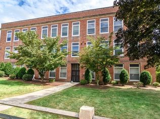 948 Main St UNIT 209, Waltham, MA 02451