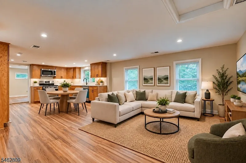 1 bed, 1.0 bath, $2,100 — Photo 1