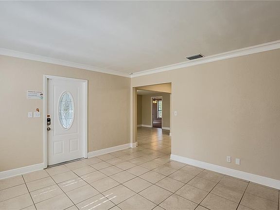 2nd image of 3633 28th Ave N