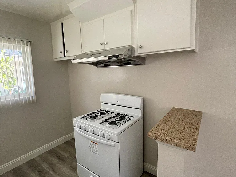 1027 S Atlantic Blvd #4 — Photo 7