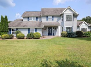 240 Terrace Dr, Saylorsburg, PA 18353