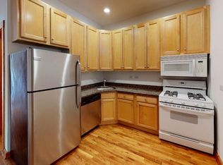 1521 N Bosworth Ave #3R, Chicago, IL 60642