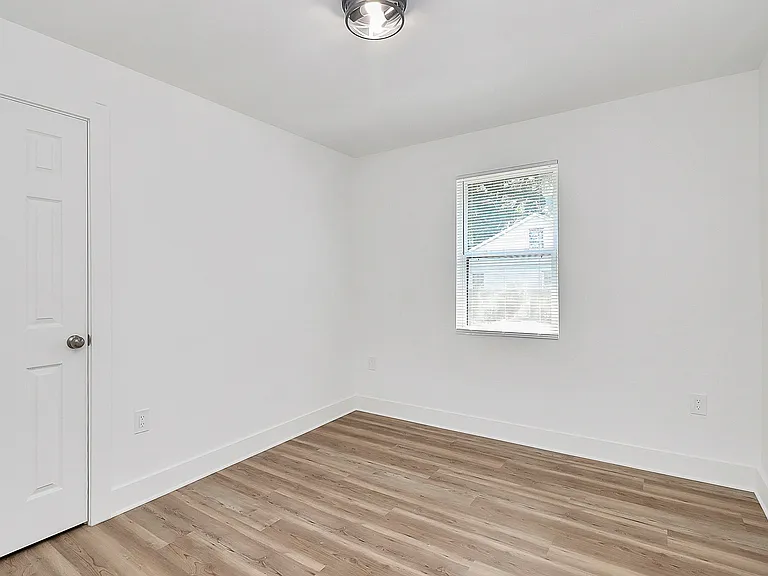 1405 Catherine Simmons Ave #1 — Photo 4