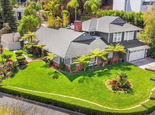 3690 Crownridge Dr, Sherman Oaks, CA 91403