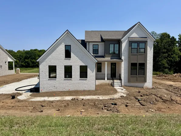 572 Baker Rd, Columbia, TN 38401